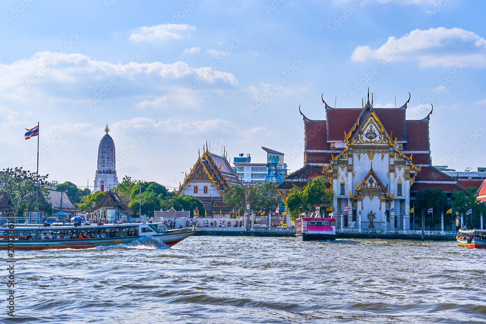 Naklejka premium Bangkok city centre view from Chao Phraya River, Thailand