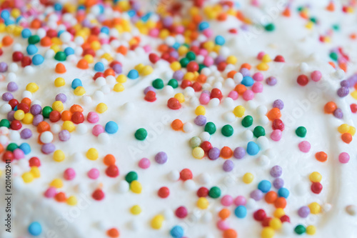 confectionary glaze, top with confectionery decoration