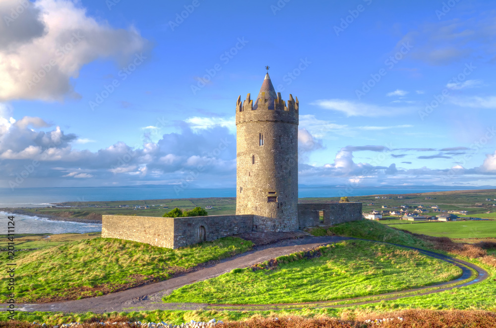 Doonegore castle