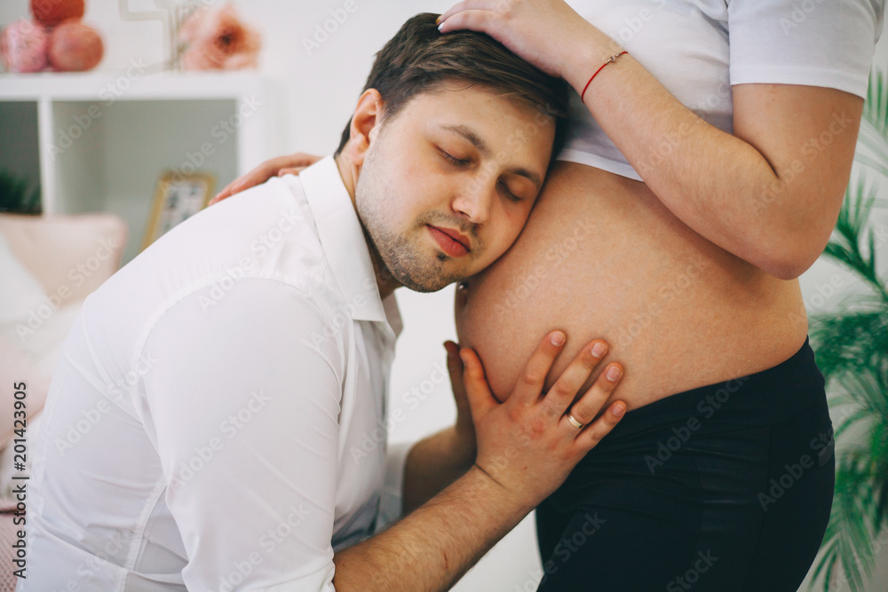 Obraz premium The pregnant woman.