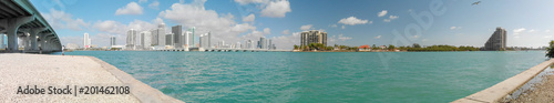 Panoramic view of Miami from Jungle Island © jovannig