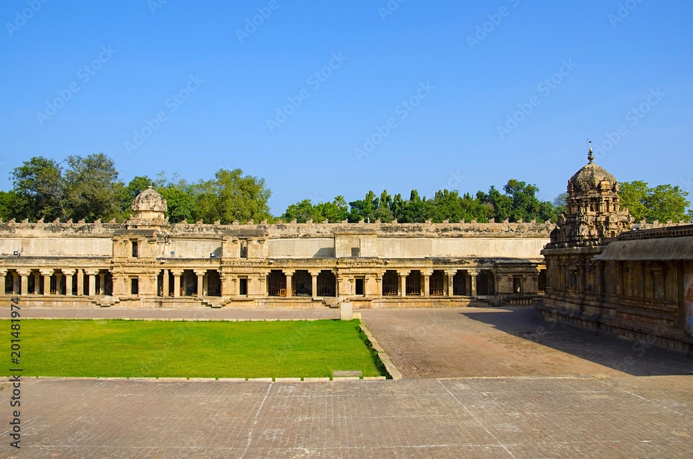 Fototapeta premium Brihadishvara Temple, Thanjavur, Tamil Nadu, India. Hindu temple dedicated to Lord Shiva