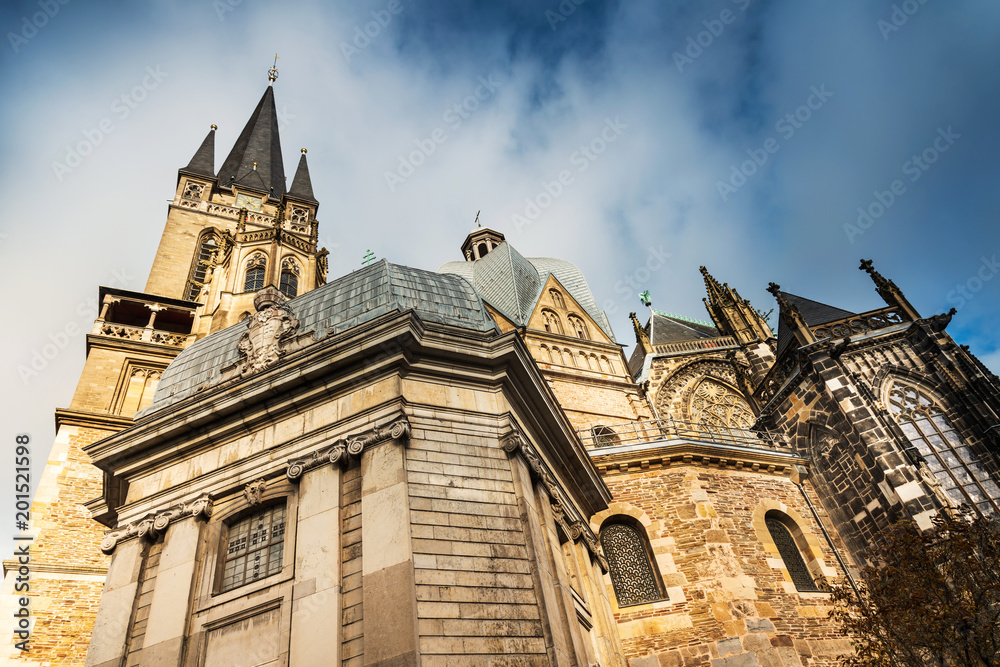 Fototapeta premium landmark Aachener Dom in Aachen, Germany, Europe