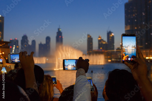 Sticker Singing fountain in Dubai in the evening