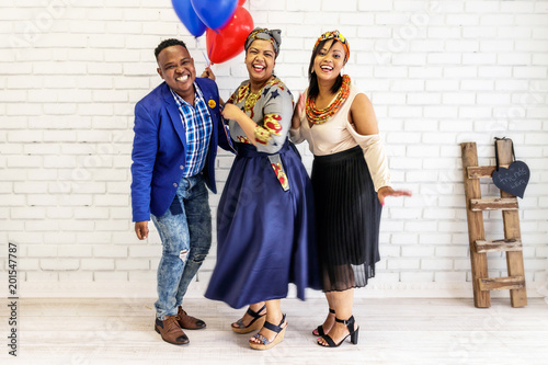 Tableau sur toile Modern South African people wearing traditional Shwe shwe fashion