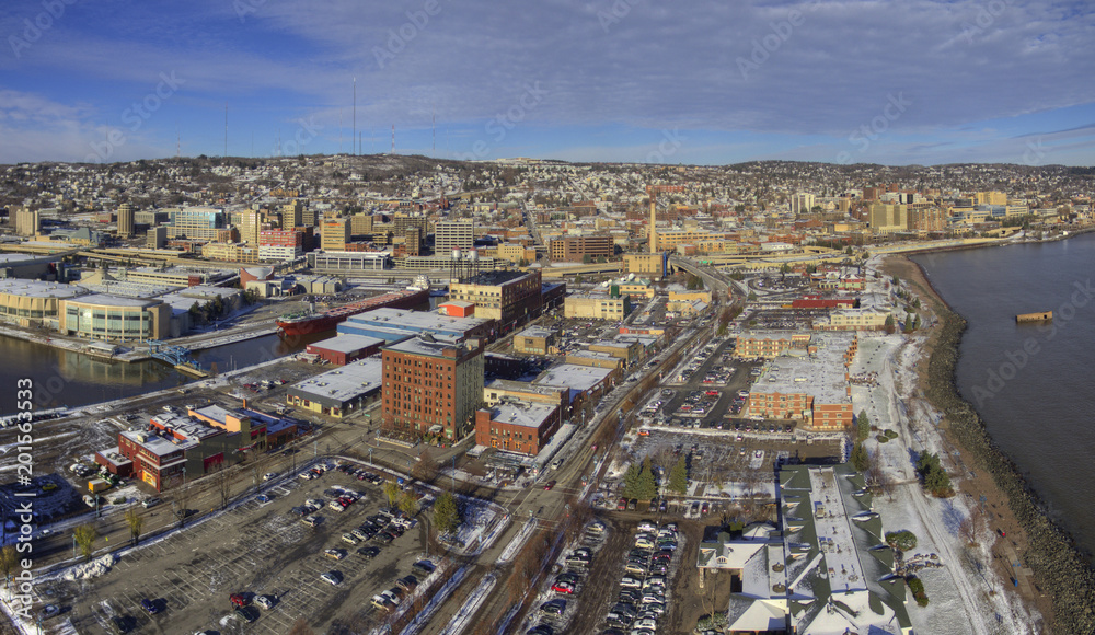 Obraz premium Canal Park in Duluth is a popular place even during Winter