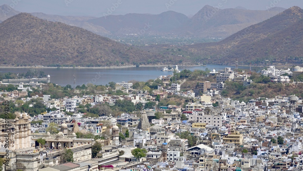 Stadtpanorama von Udaipur in Rajasthan, Indien