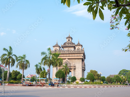 Beautiful architecture Patuxay(Victory Gate) in Vientiane, Laos   © pinglabel