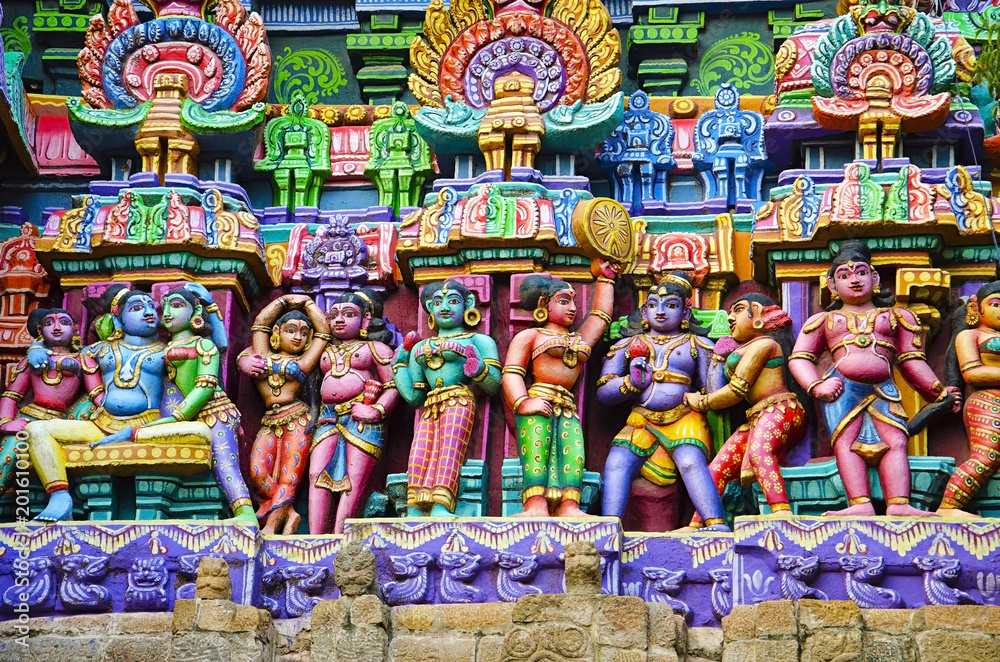 Colorful idols on the Gopuram, Sarangapani Temple, Kumbakonam, Tamil Nadu, India.