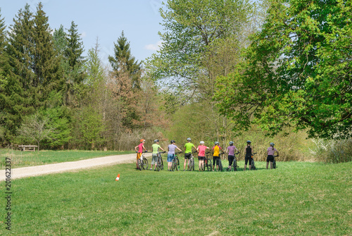 People about to start biking in the Perlacher Forst photo