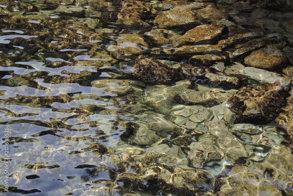 Bahía, cala, de agua tuquesa, transparente, en Cerdeña, Sardignia, Italia