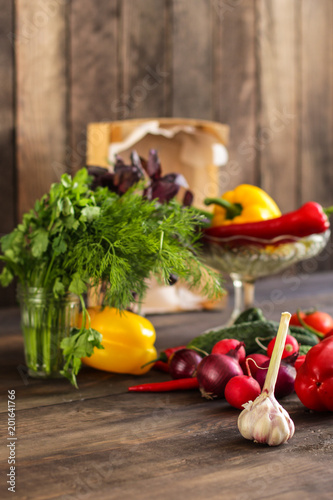 Fototapeta Naklejka Na Ścianę i Meble -  healthy food - fresh and juicy vegetables. raw product. copy space (food vegetables background)