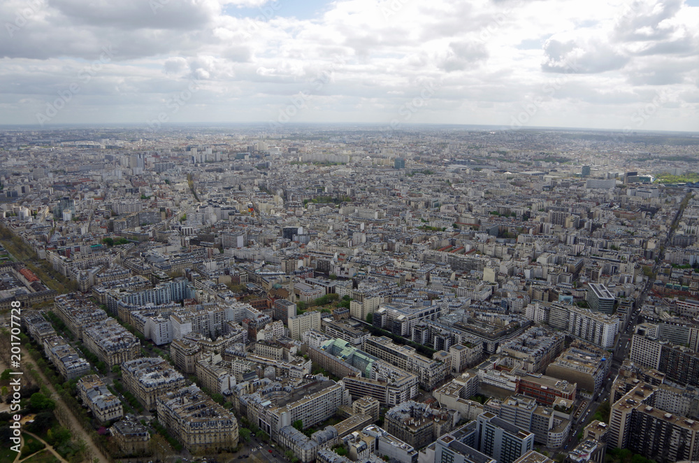 Fototapeta premium Aerial view of Paris Cityscape