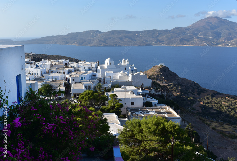 Fototapeta premium Sunrise in Plaka Town at Milos Island, Greece