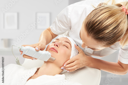 Bilde på lerret One day in the clinic of aesthetic medicine
