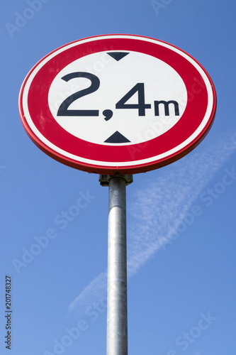 Dutch road sign: no access for vehicles with a height greater than 2.4 m © Björn Wylezich