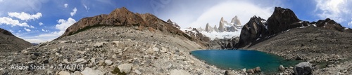 Fototapeta Naklejka Na Ścianę i Meble -  Blick auf den Fitz Roy von der Laguna Sucia, Patagonien, Argentinien