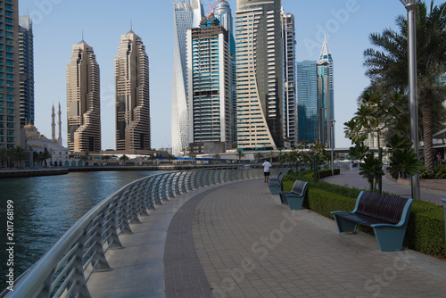 Photography An evening run around the walkway on Dubai Marina