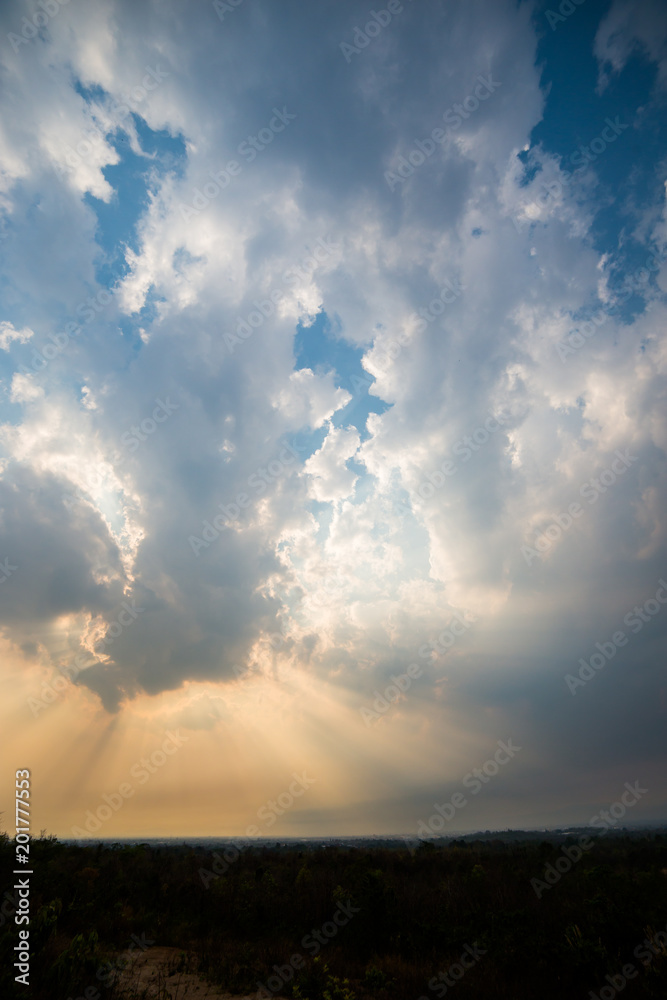 Fototapeta premium colorful dramatic sky with cloud at sunset.