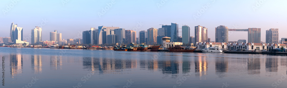 Fototapeta premium Dubai Creek Deira Skyline UAE
