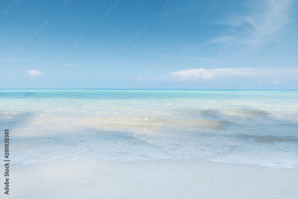 Fototapeta premium View of nice tropical beach with white sand 