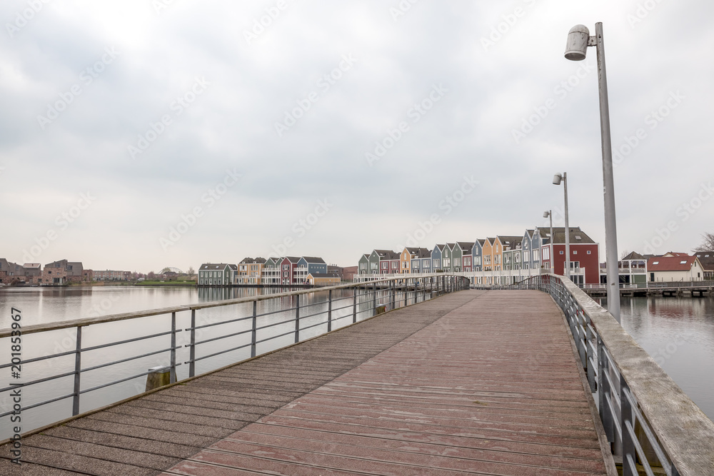 houses at the water