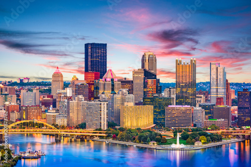 Pittsburgh, Pennsylvania, USA River and Skyline © SeanPavonePhoto