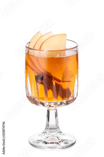Fireball Hot Toddies apple pie with cinnamon stick and apple slices