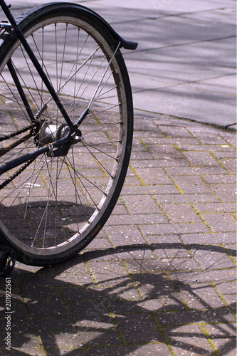Bicycle wheel silouette
