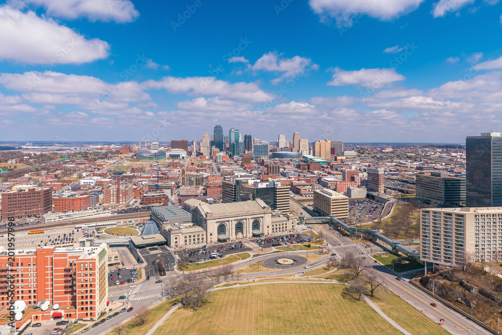 Obraz premium View of Kansas City skyline in Missouri