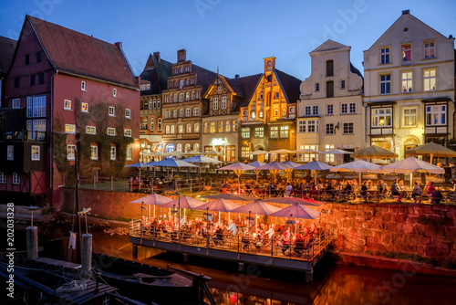 Lüneburg - Stintmarkt Gastronomie am Abend photo