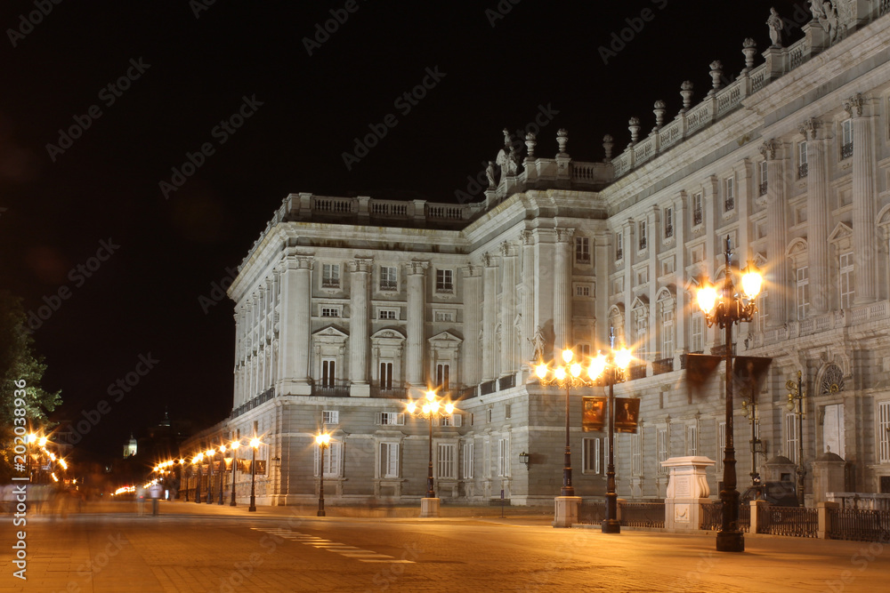 Palacio Real de Madrid de noche