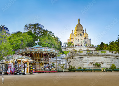 Canvas Print Panorama of the famous basilica of Sacre-Coeur in Montmartre, Paris at sunset wi