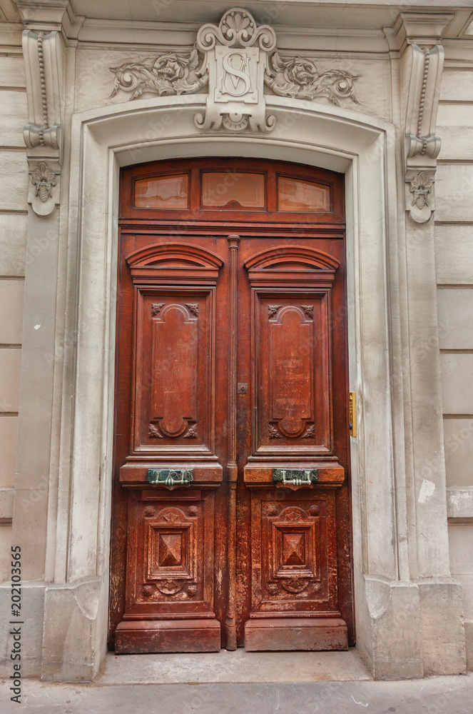 Door Door