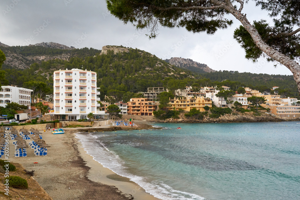 Fototapeta premium Landschaft der Westküste auf Mallorca rund um den Ort Sant Elm