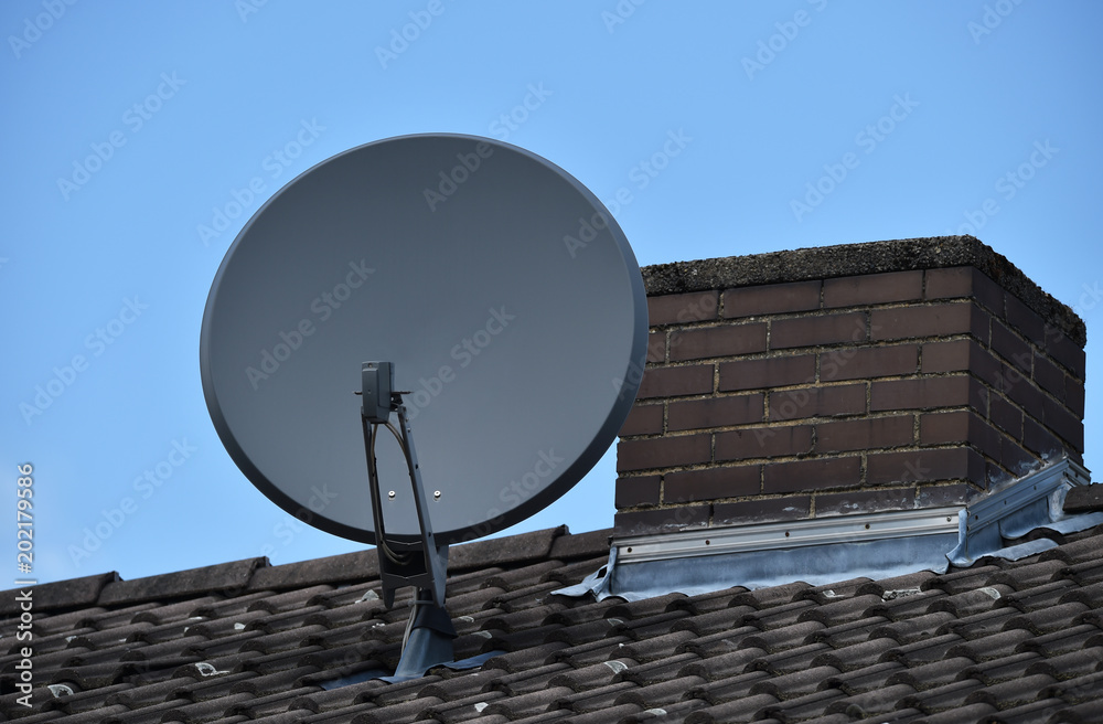Kein Sat Empfang Zu Bestimmten Zeiten SAT Empfang Stock Photo | Adobe Stock