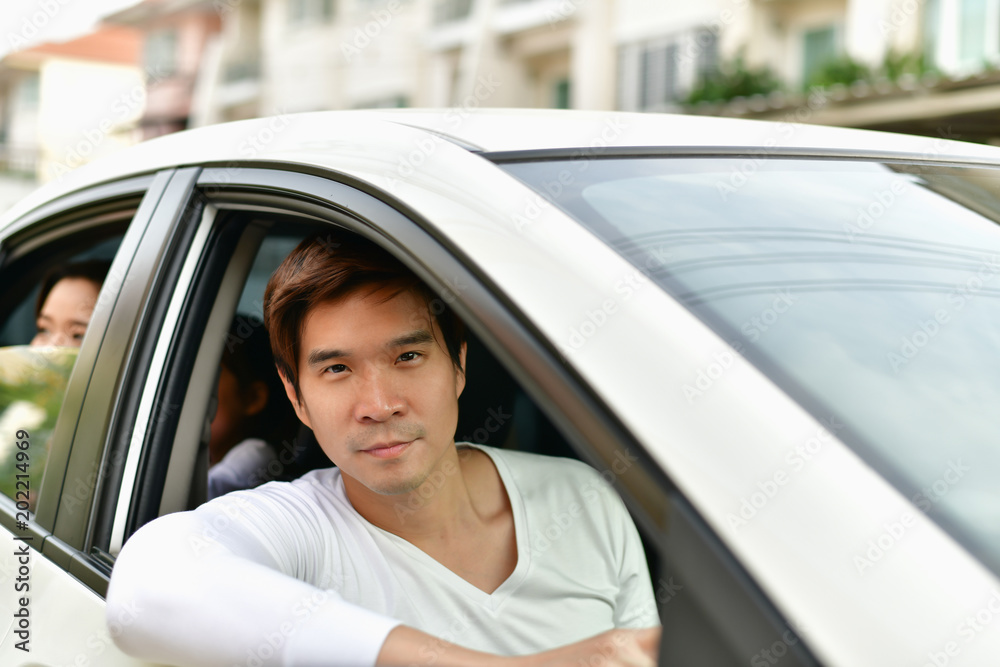 Parents and Daughters are driving safely on a safe route. Parents and Daughters are driving safely on a safe route.