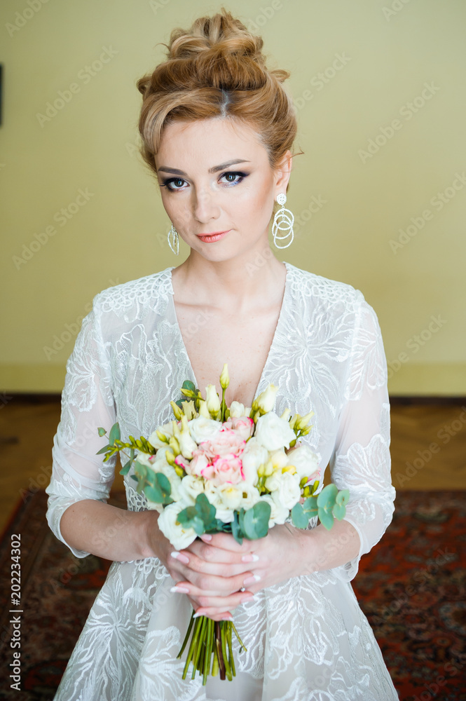 Beautiful bride with wedding bouquet Beautiful bride with wedding bouquet