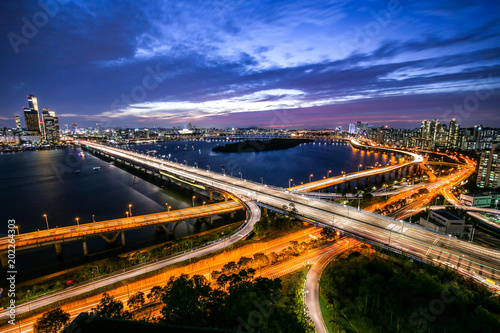 The night view of Mapo Bridge in Seoul.