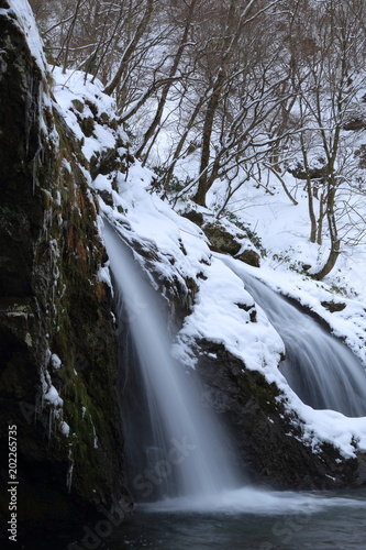 冬の十二滝 Winter waterfall "junitaki"