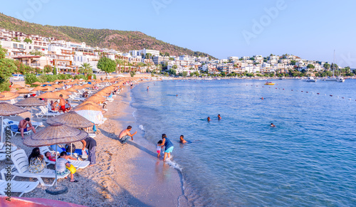 Fototapeta Naklejka Na Ścianę i Meble -  Typical Aegean architecture houses with white color and beach