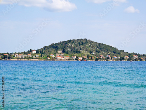 Fototapeta Naklejka Na Ścianę i Meble -  Mała wyspa na Chorwacji