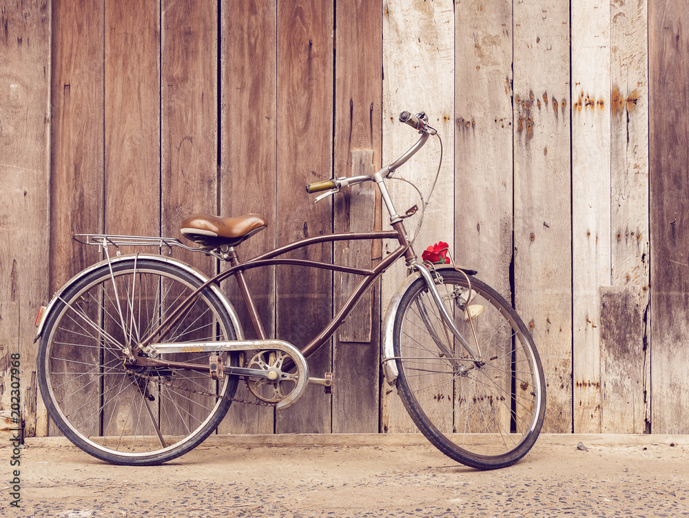 Where to outlet find old bikes