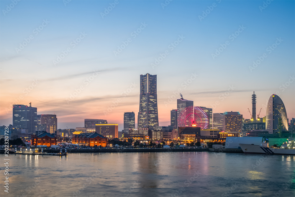 Yokohama bayside city view , Minato Mirai 21 area is a seaside urban area in central Yokohama whose name means Yokohama bayside city view , Minato Mirai 21 area is a seaside urban area in central Yokohama whose name means