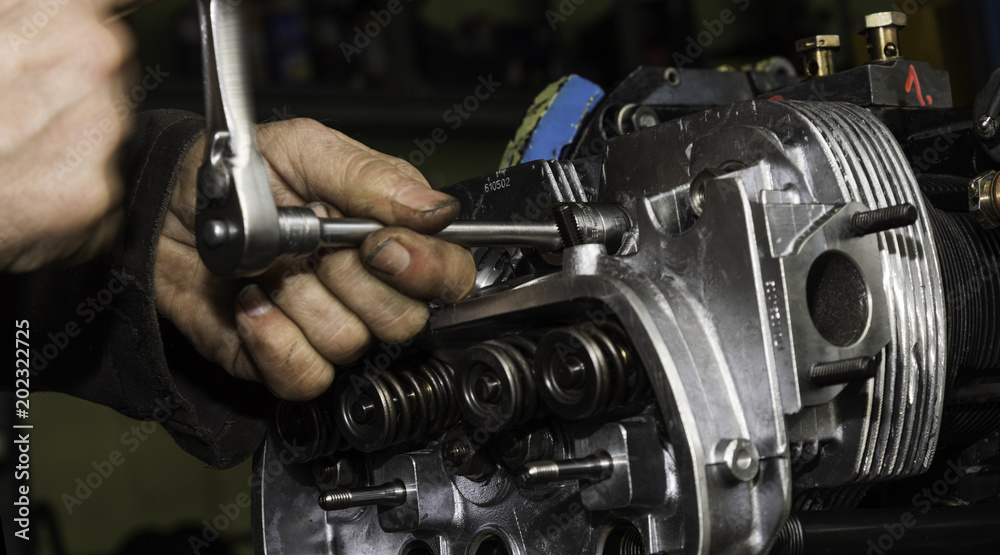 Motor repair.
Aircraft Engine Reconditioning. Motor repair.
Aircraft Engine Reconditioning.