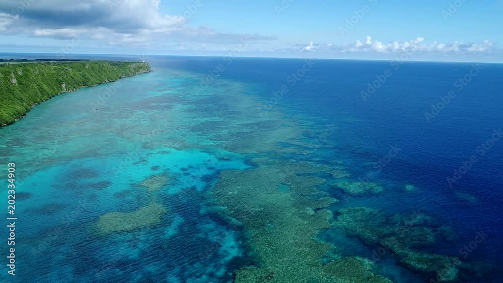 伊良部島 三角点周辺の海 ドローン撮影 伊良部島 三角点周辺の海 ドローン撮影