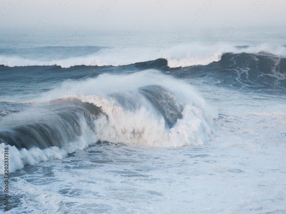 Fototapeta premium Big Waves Surf at Praia do Norte, Nazaré Portugal