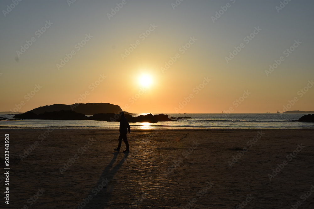 Naklejka premium saint-malo, coucher de soleil