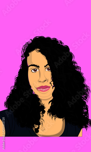 Jovem  de cabelo cacheado