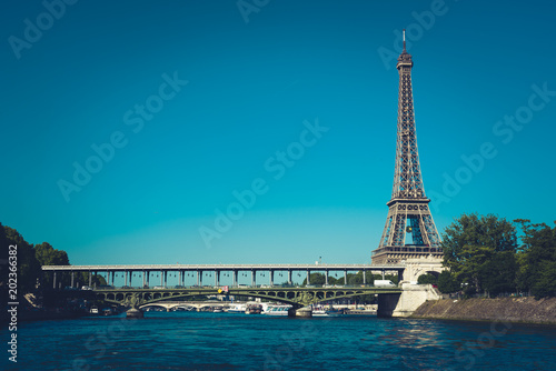 The Eiffel tower and the Seine river © dvoevnore